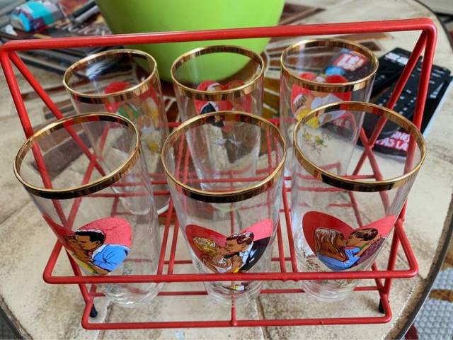 6 verres  jus de fruits vintage
