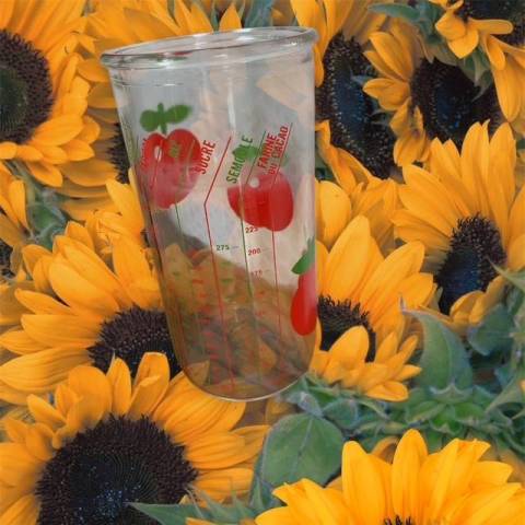 Pot HENKEL verre mesureur